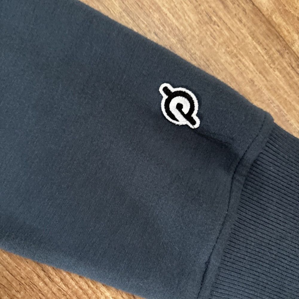 Women's Peloton‎ Navy Blue Sweatshirt Pullover Sweater Size Medium - Picture 3 of 7